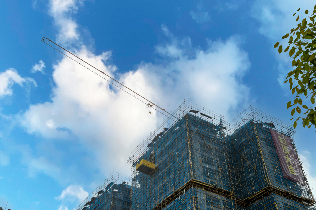 爆火！2025 装配式建筑咨询中标 100 强出炉，这些企业承包大半市场！文章主图